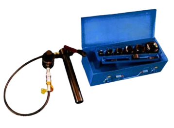 HYDRAULIC KNOCK OUT PUNCHERS